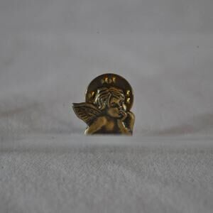 Cherub/Angel Bust Lapel Pin